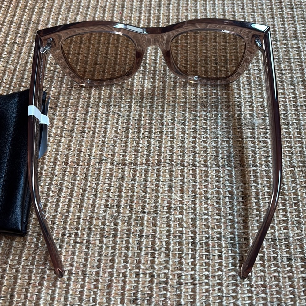 📌 NWT Quay Australia After Hours Crystal Doe Tan Color Sunglasses w/ Black Case - Picture 5 of 9